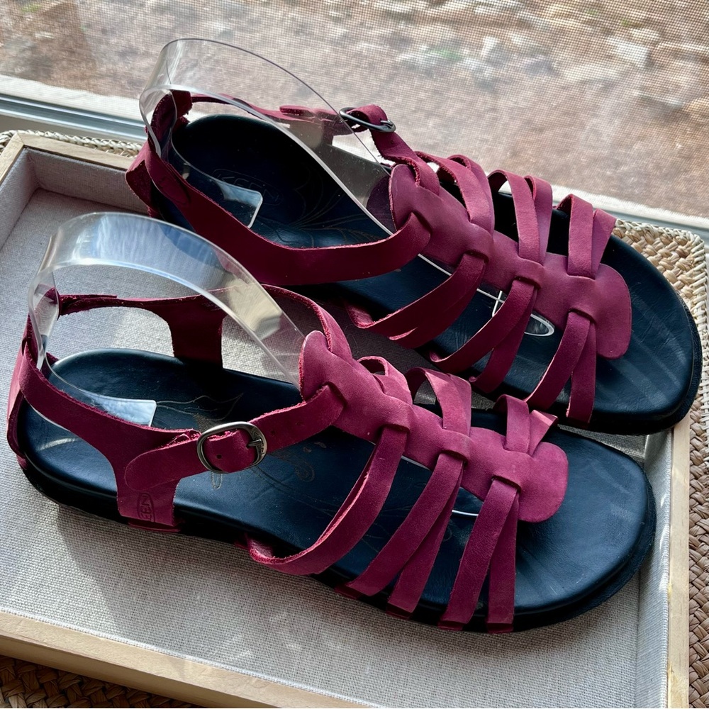 Keen Red Leather Alman Gladiator Ankle Strap Sandals, 9, Strappy Comfort - Picture 15 of 16